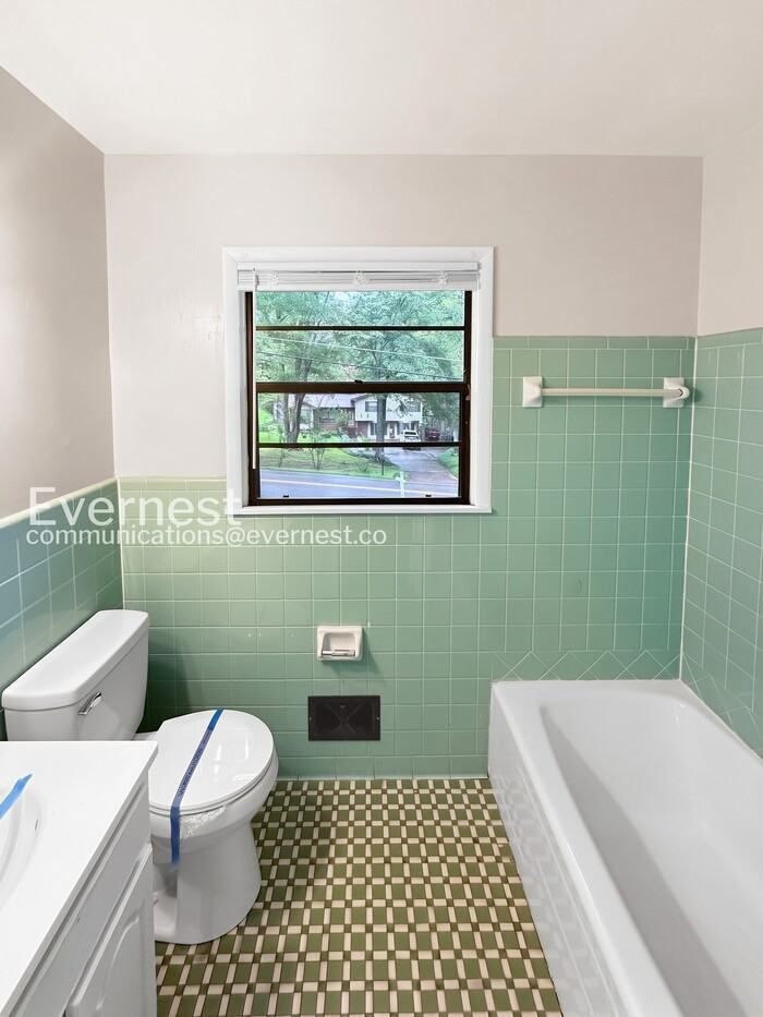 513 20th Ave Ne - Photo 7 of 14