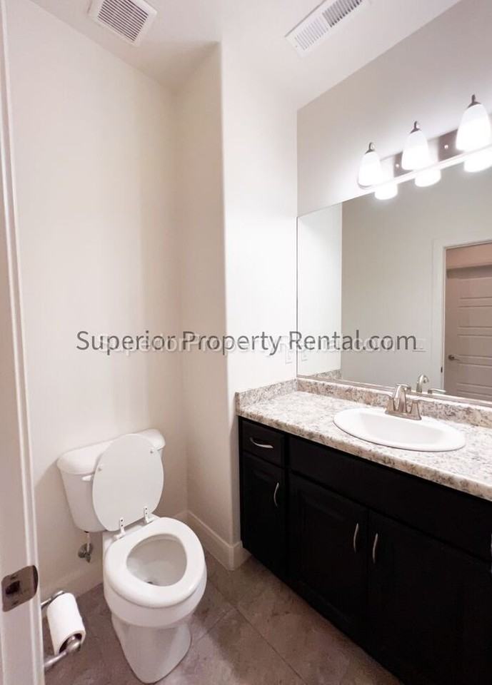 1755 S 1380 W - Photo 7 of 18