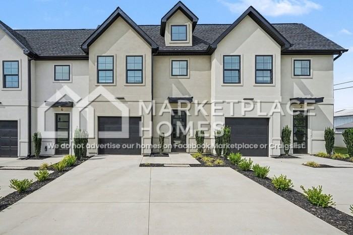 4 Taverly Dr - Photo 3 of 33