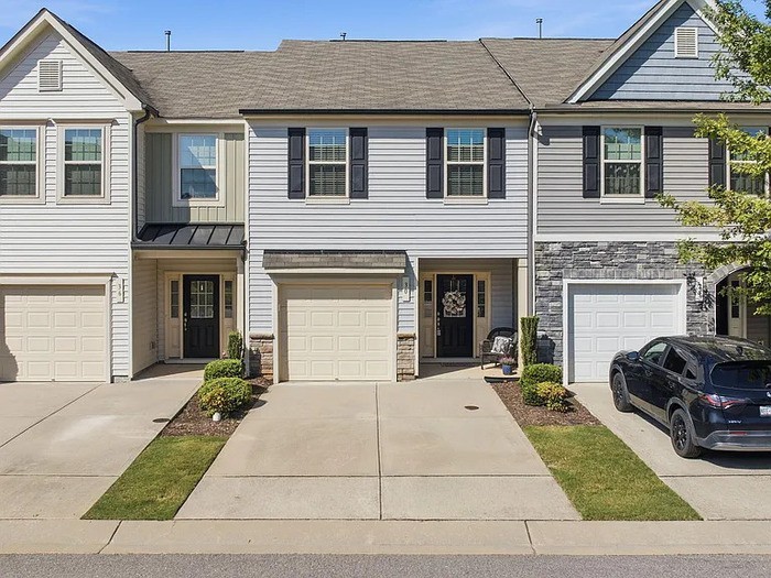 30 S Grey Abbey Dr - Photo 2 of 25