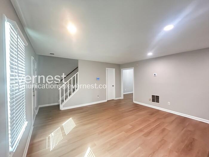 909 Silverwood Dr - Photo 6 of 21