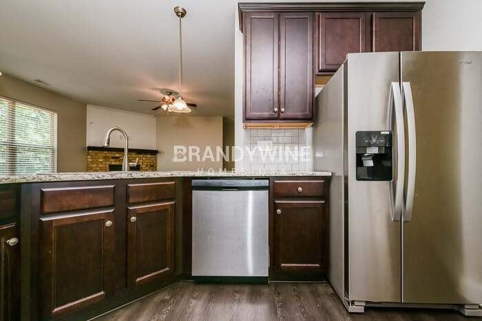 1138 Abundance Dr - Photo 7 of 23
