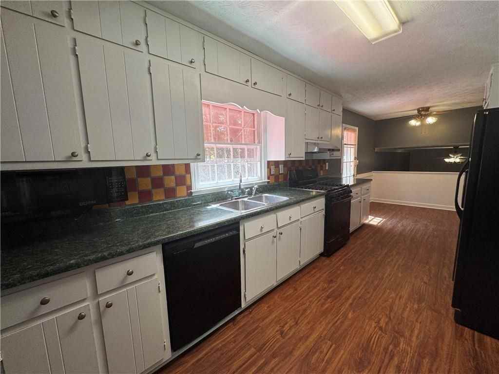 2769 Irene Cir - Photo 5 of 26