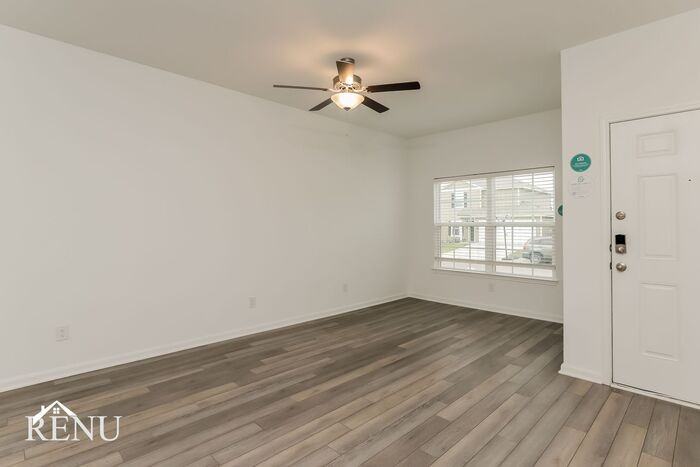 3022 Jackson Smt - Photo 4 of 19