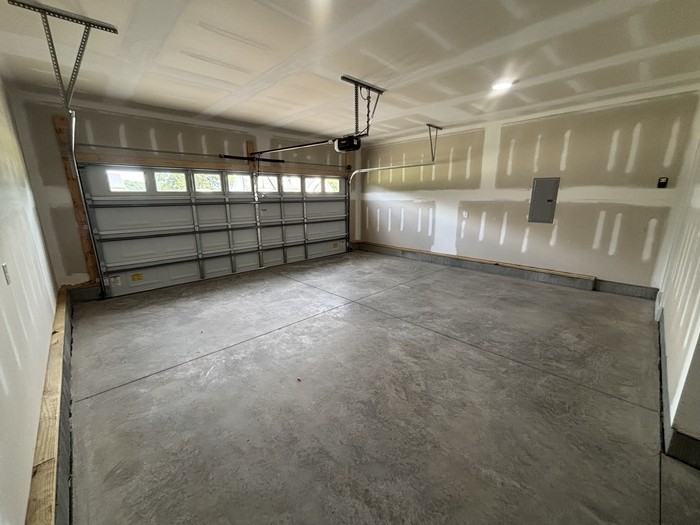 193 Budd Godwin Ln - Photo 4 of 20