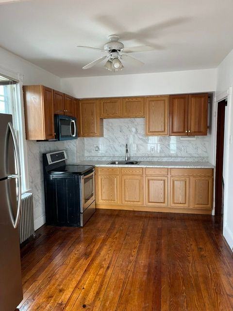 2029 Penn Ave ##2 - Photo 5 of 11