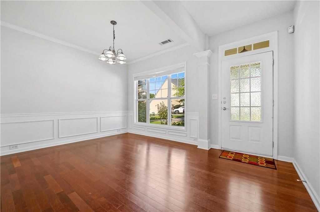 2113 Worrall Hill Dr - Photo 7 of 48