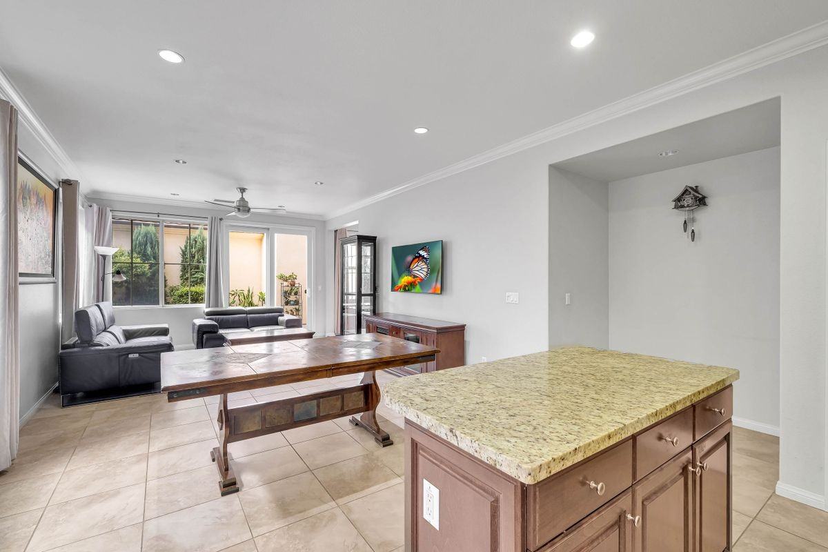 29 Splendor - Photo 7 of 39