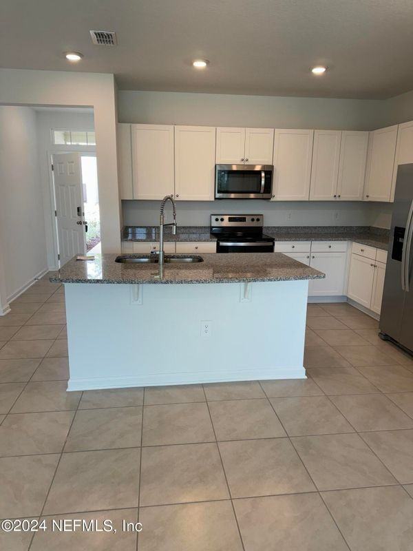 168 Seaport Breeze Rd - Photo 3 of 37