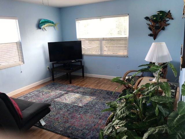 111 12th Ave - Photo 5 of 18