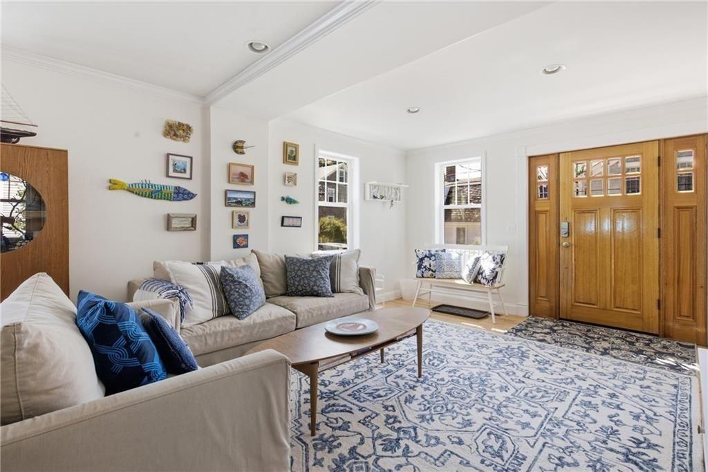 26 Bacheller St - Photo 6 of 41
