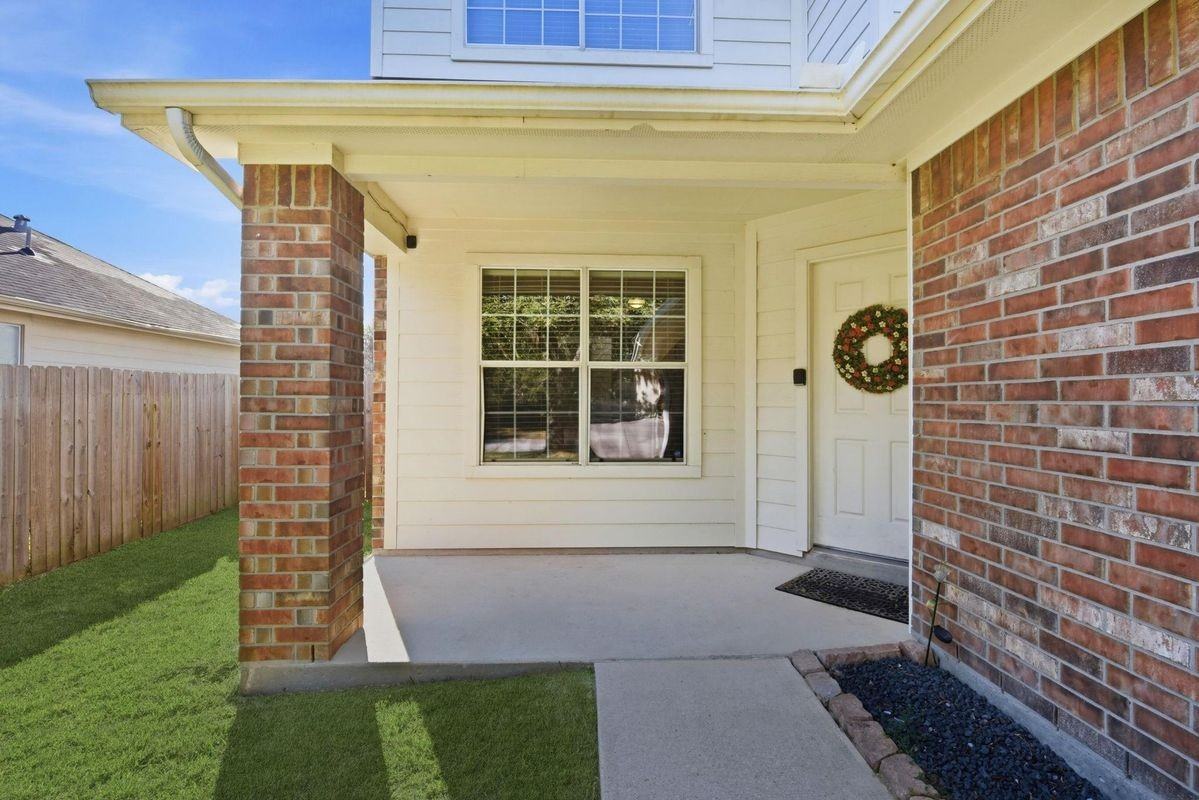 9519 Maple Green Ln - Photo 4 of 49