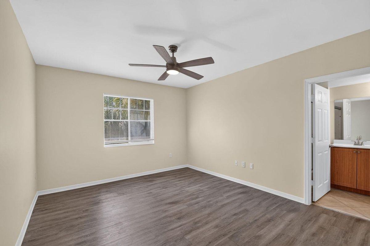 6370 Emerald Dunes Dr ##203 - Photo 6 of 10