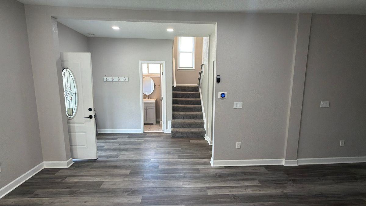 3321 Wabash Ave - Photo 3 of 24