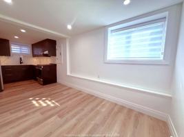 featured image of 1748 Hall Ave