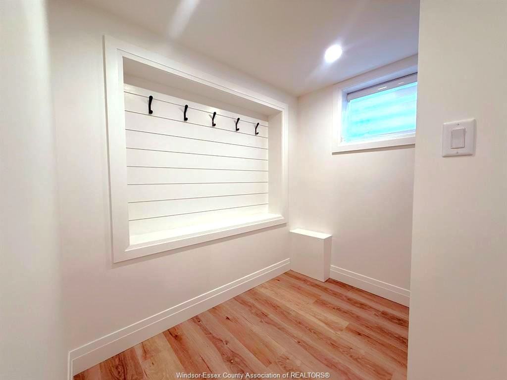 1748 Hall Ave - Photo 7 of 11