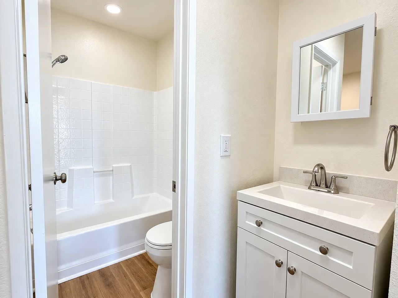 10310 Valley Blvd #113 - Photo 5 of 9
