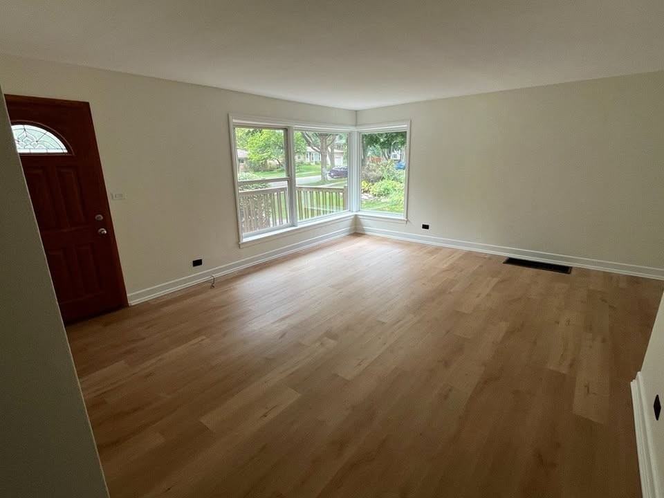 127 S Forest Ave #NA - Photo 4 of 17