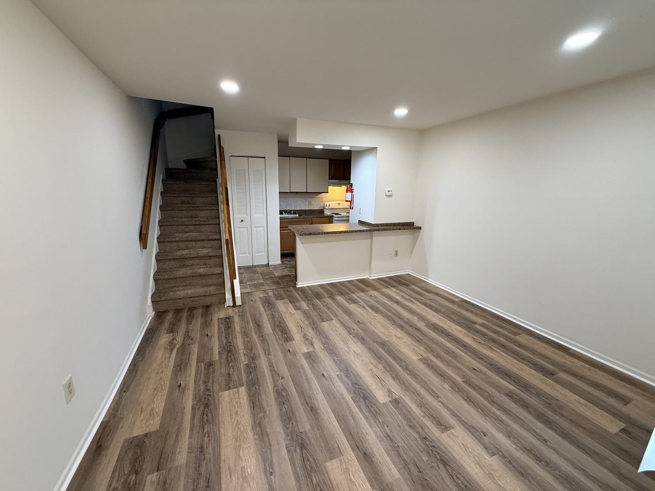 727 Black Horse Pike #202 - Photo 2 of 10