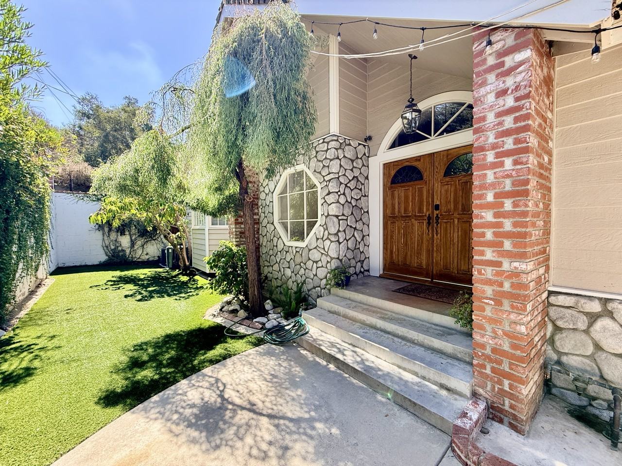 4025 Black Bird Way #NA - Photo 3 of 27