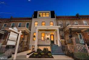 featured image of 614 Otis Pl Nw #1