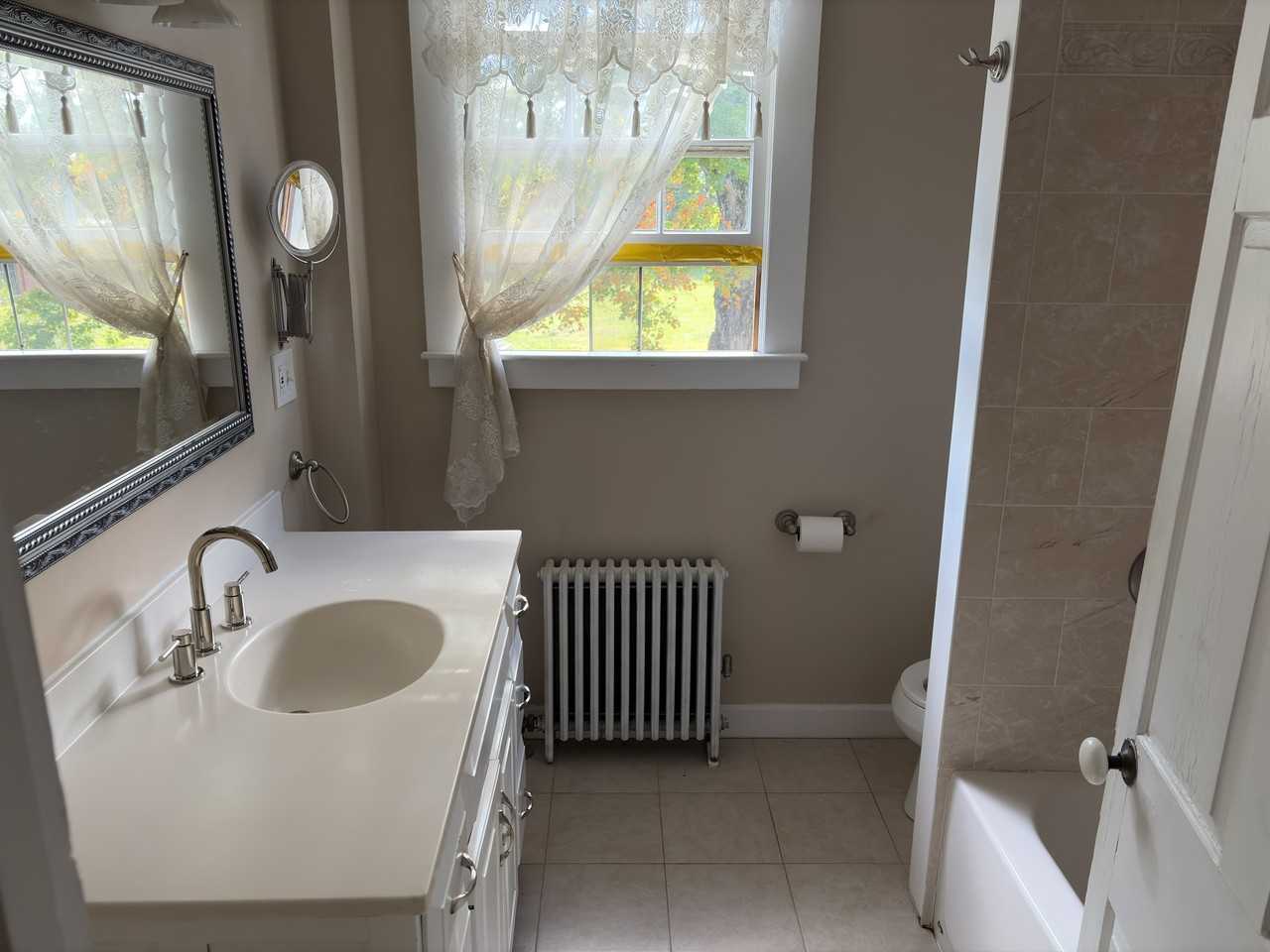 191 Broadway St #2 - Photo 5 of 10