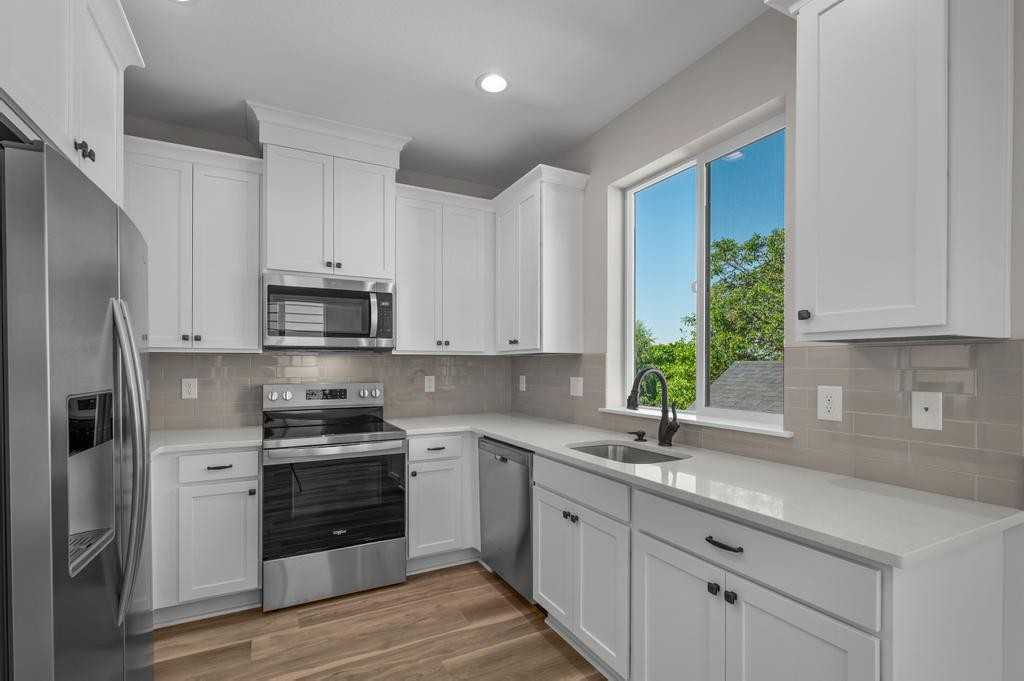 3628 Sw Vermont St #3628 - Photo 6 of 25