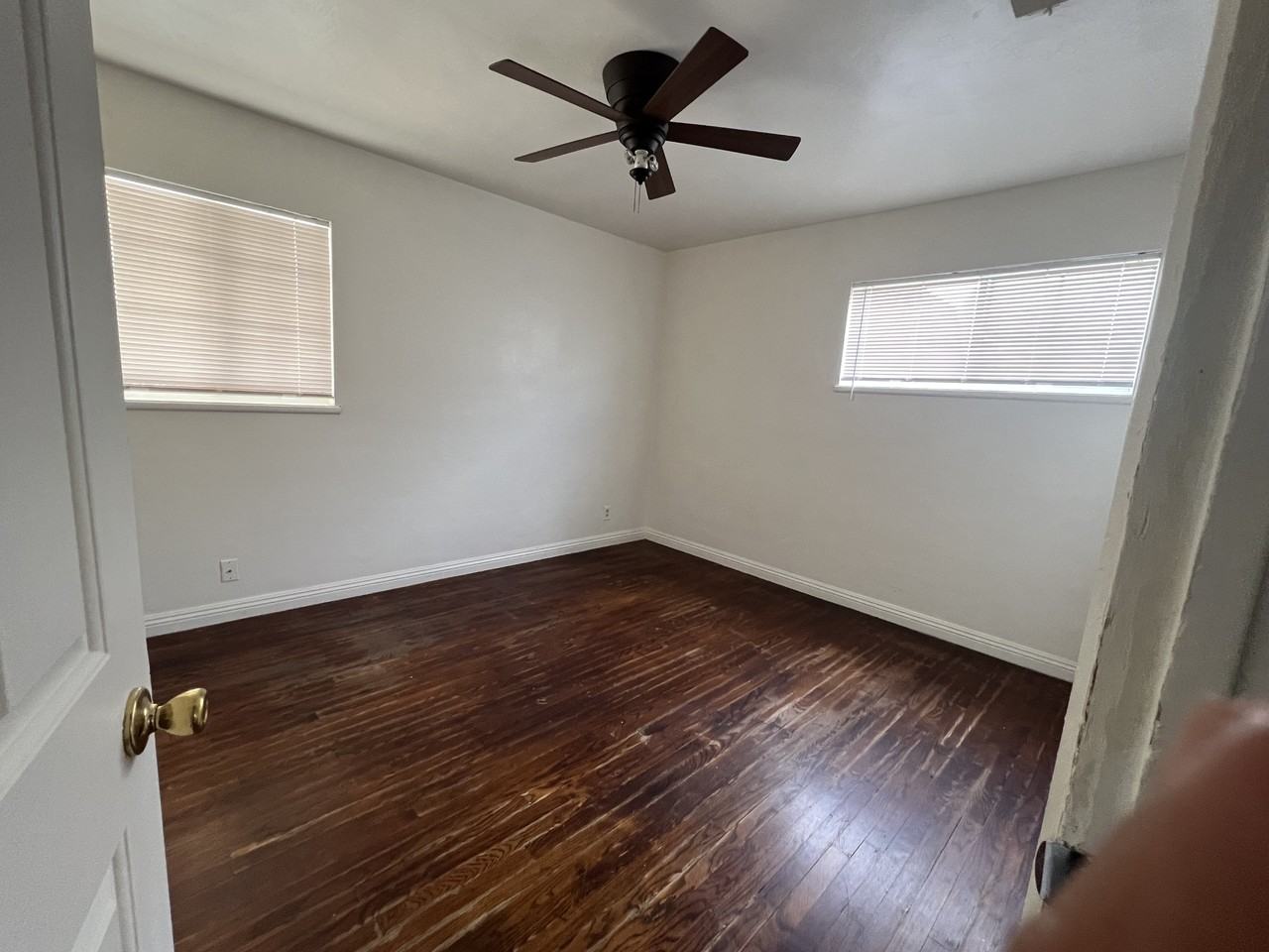 2901 S K St #NA - Photo 4 of 6
