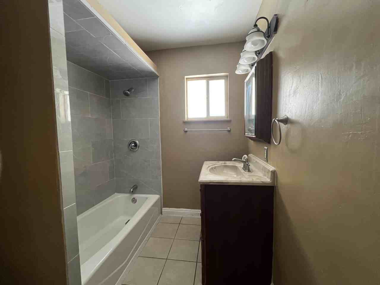 2901 S K St #NA - Photo 5 of 6