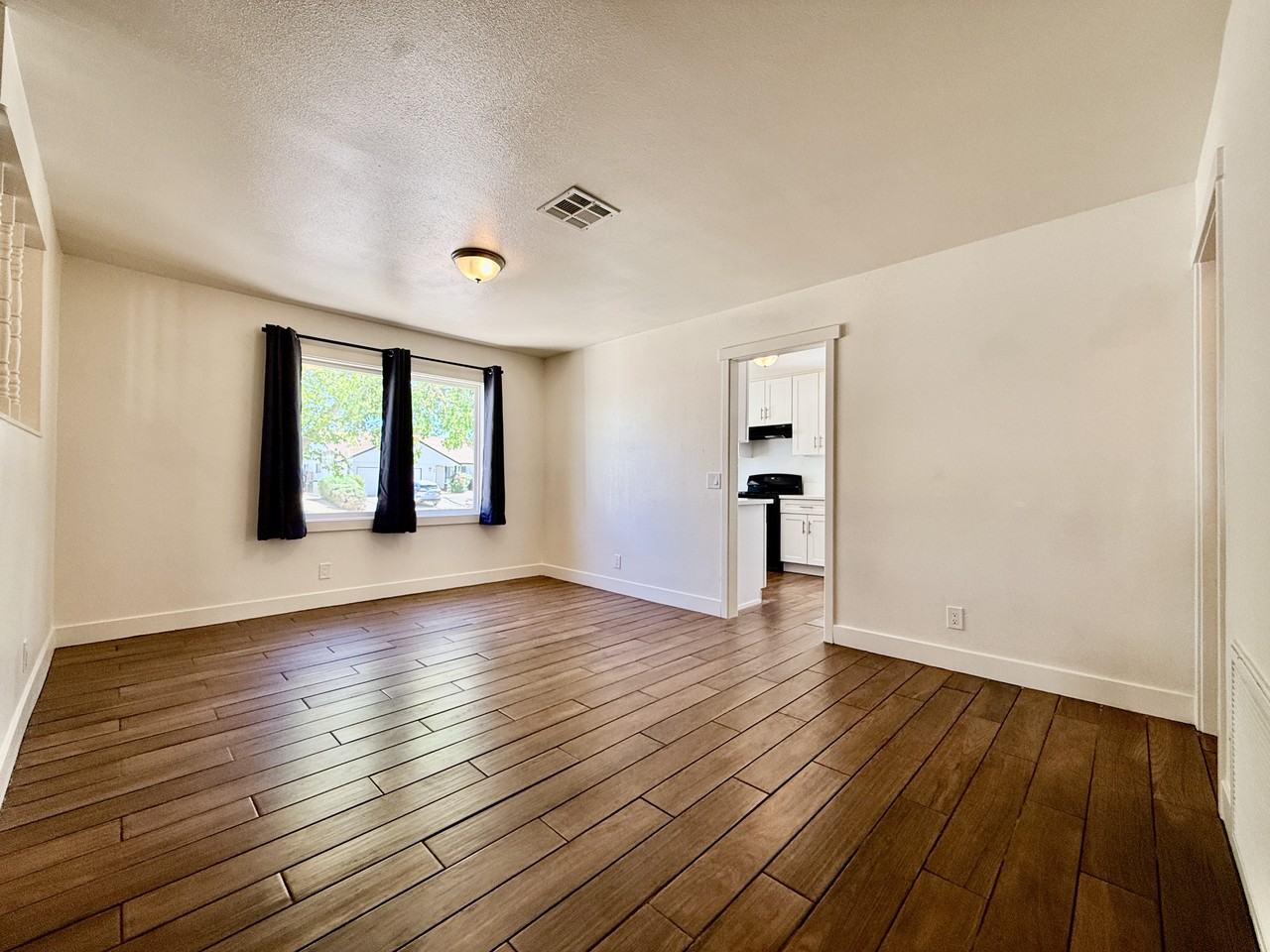 1177 E Avenue J5 #NA - Photo 4 of 27