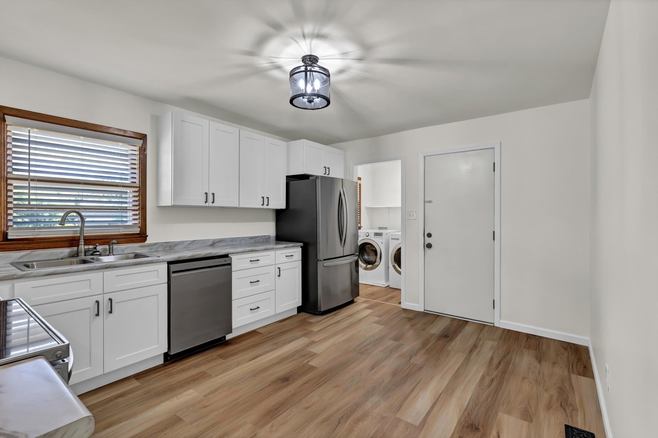 1100 Highland Dr #NA - Photo 3 of 18