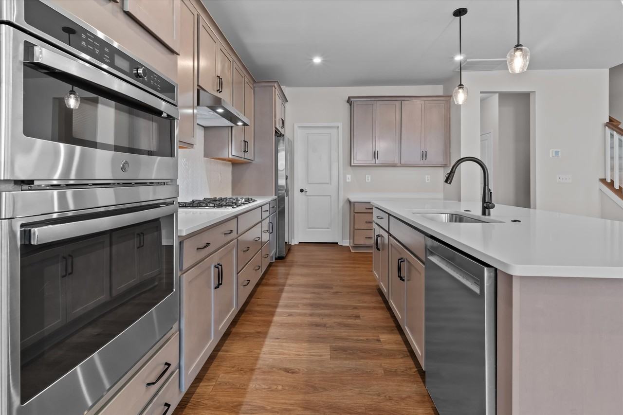 131 Berkeley Ave #A - Photo 7 of 27