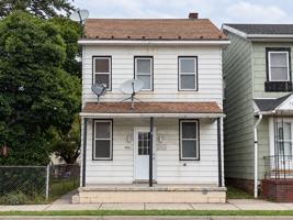 featured image of 722 Chestnut St