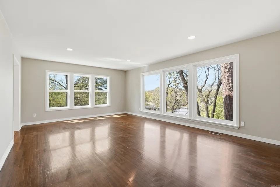 1 Van Lee Dr #NA - Photo 3 of 19