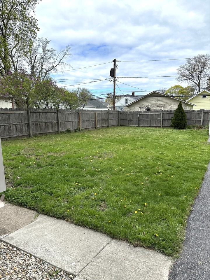 61 Westwood Dr #NA - Photo 2 of 22
