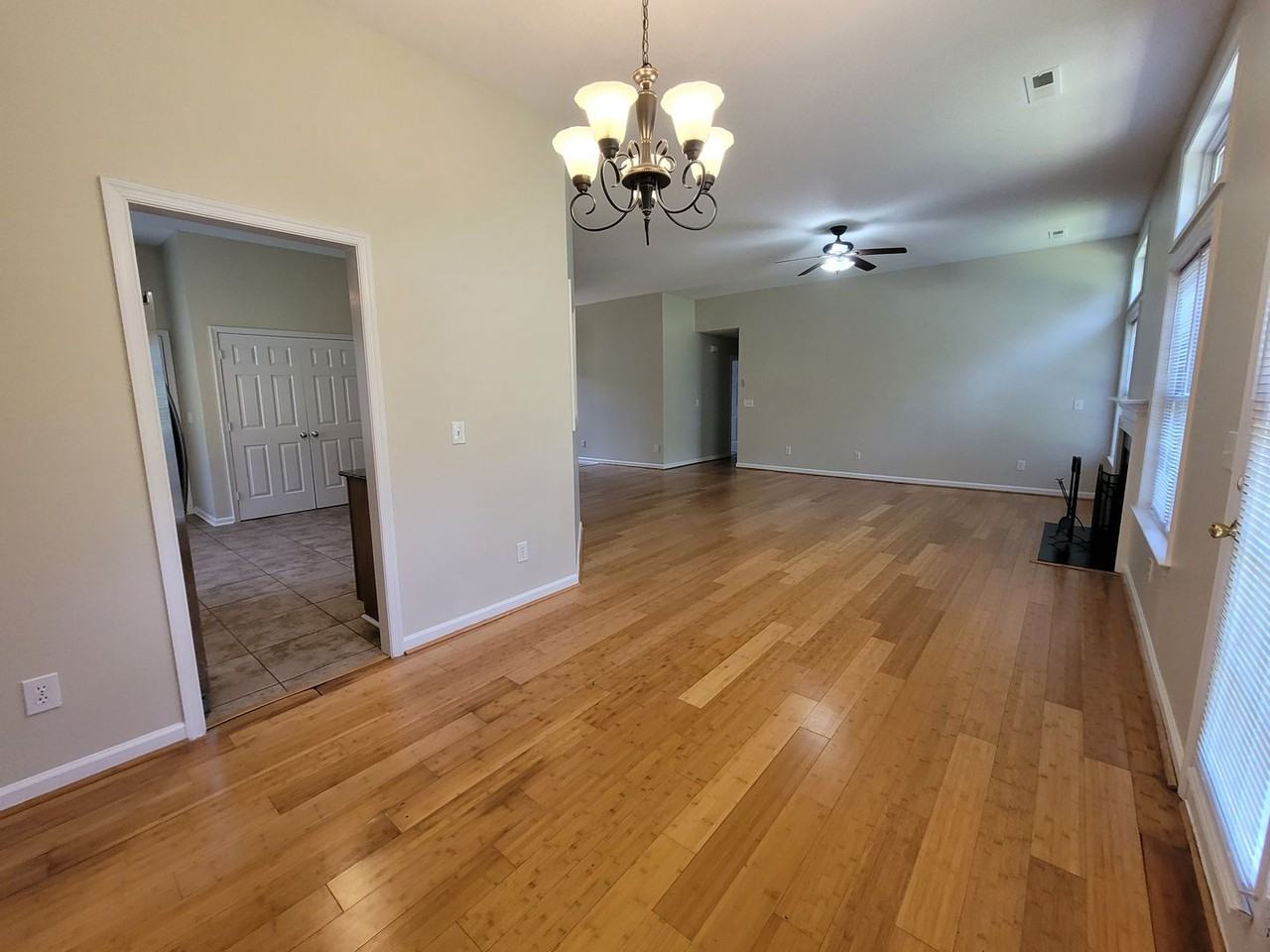 8 Drakestone Ct - Photo 3 of 14