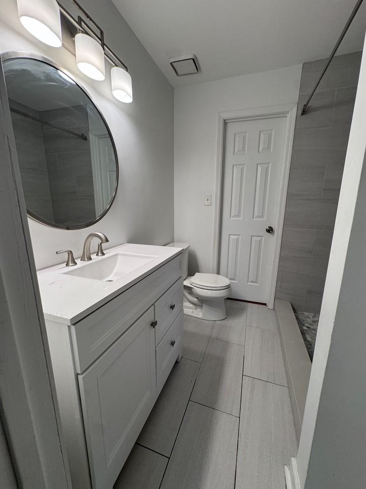 876 Oglethorpe Ave Sw #1 - Photo 7 of 18