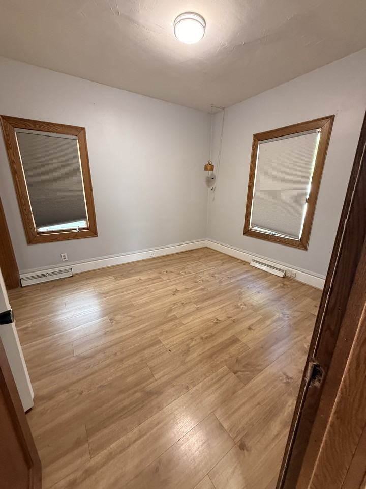 729 17th Ave S #NA - Photo 7 of 14