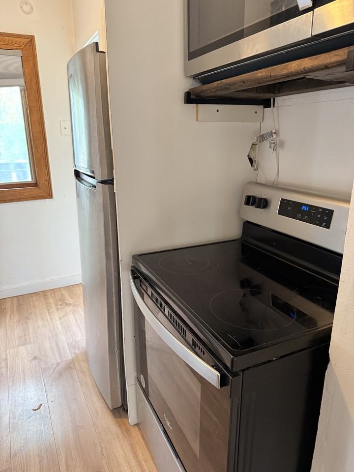729 17th Ave S #NA - Photo 3 of 14