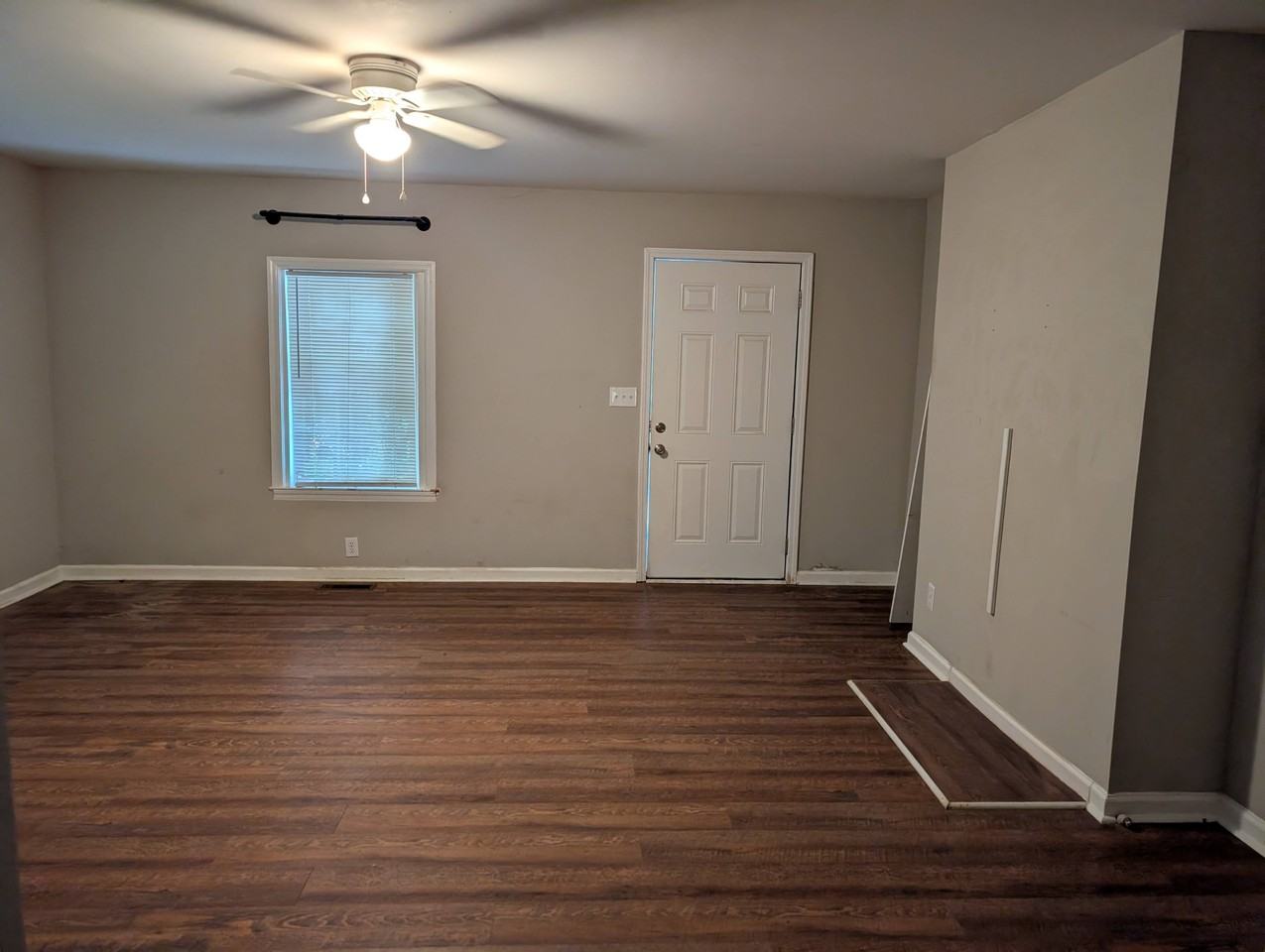 18 Liberty St #18 - Photo 3 of 22