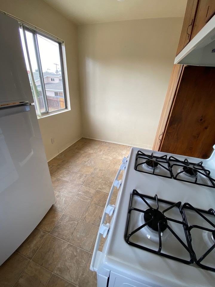 2039 Morena Blvd #2039 - Photo 5 of 7
