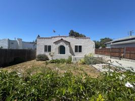 featured image of 141 Holt St