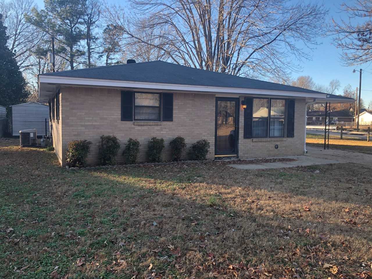 1601 Brookhaven Rd - Photo 3 of 16