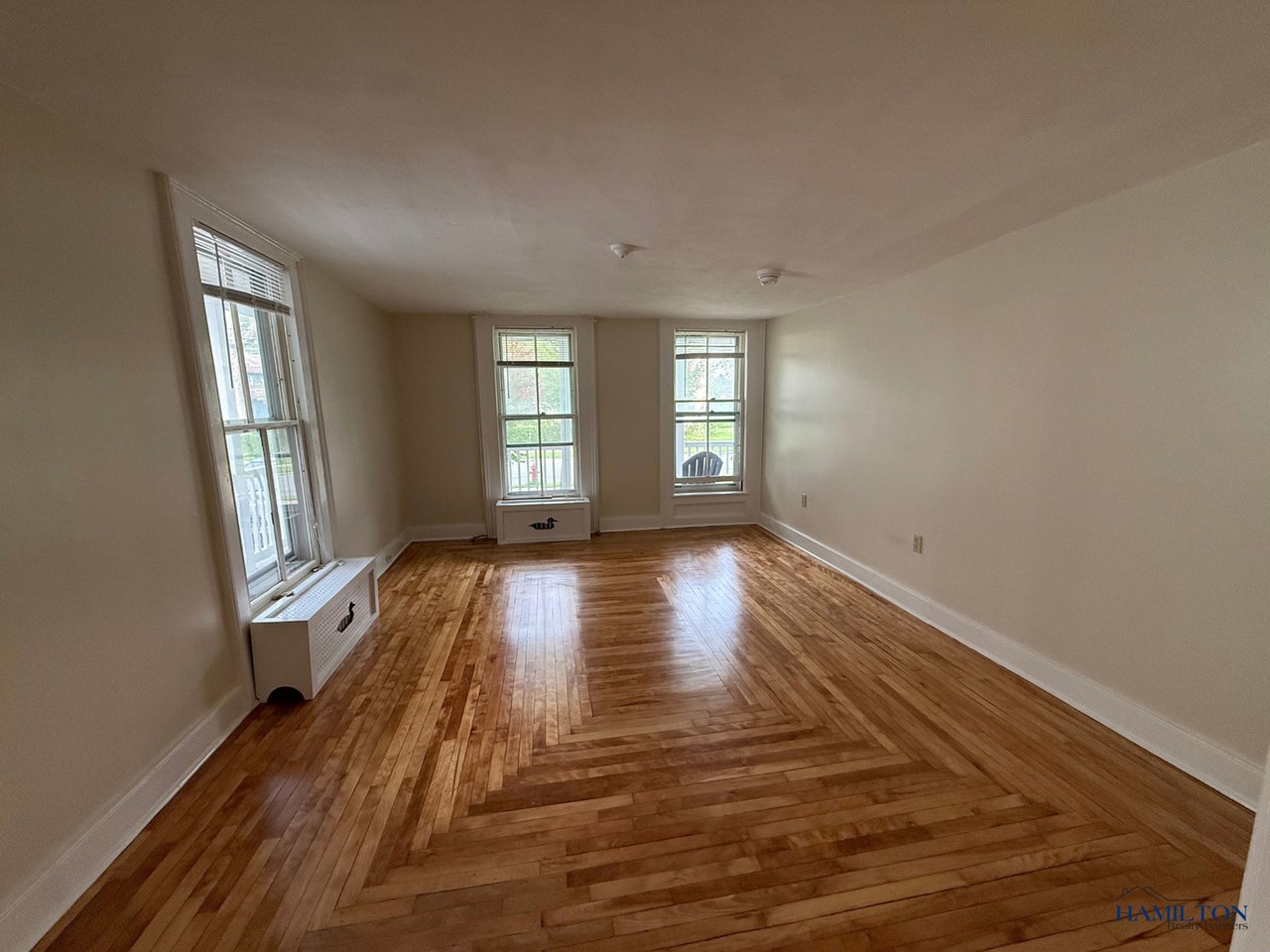 99 Lebanon St - Photo 3 of 21