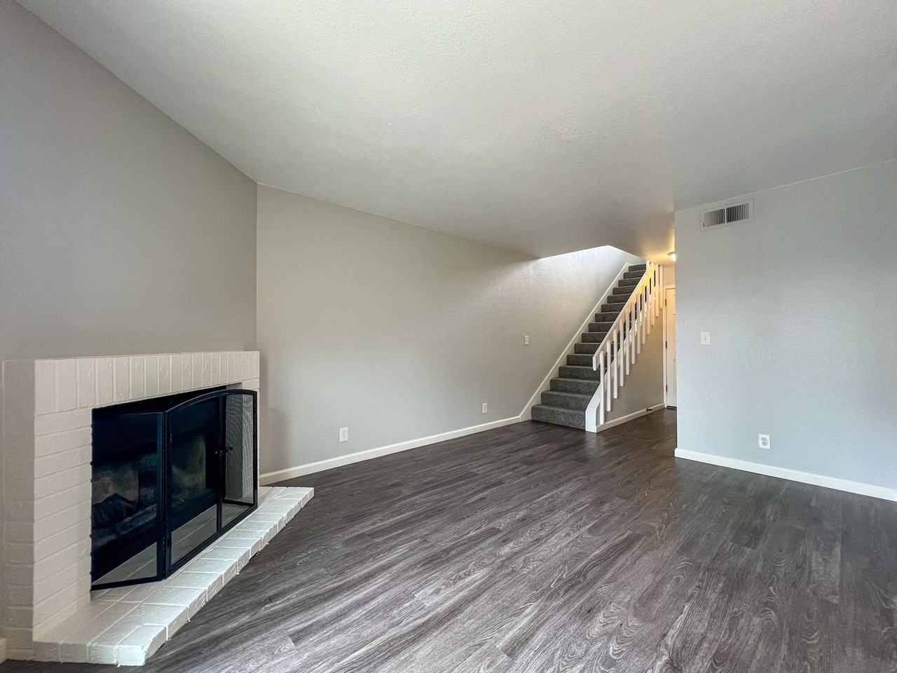 Adobe Creek Apartments - Photo 6 of 37