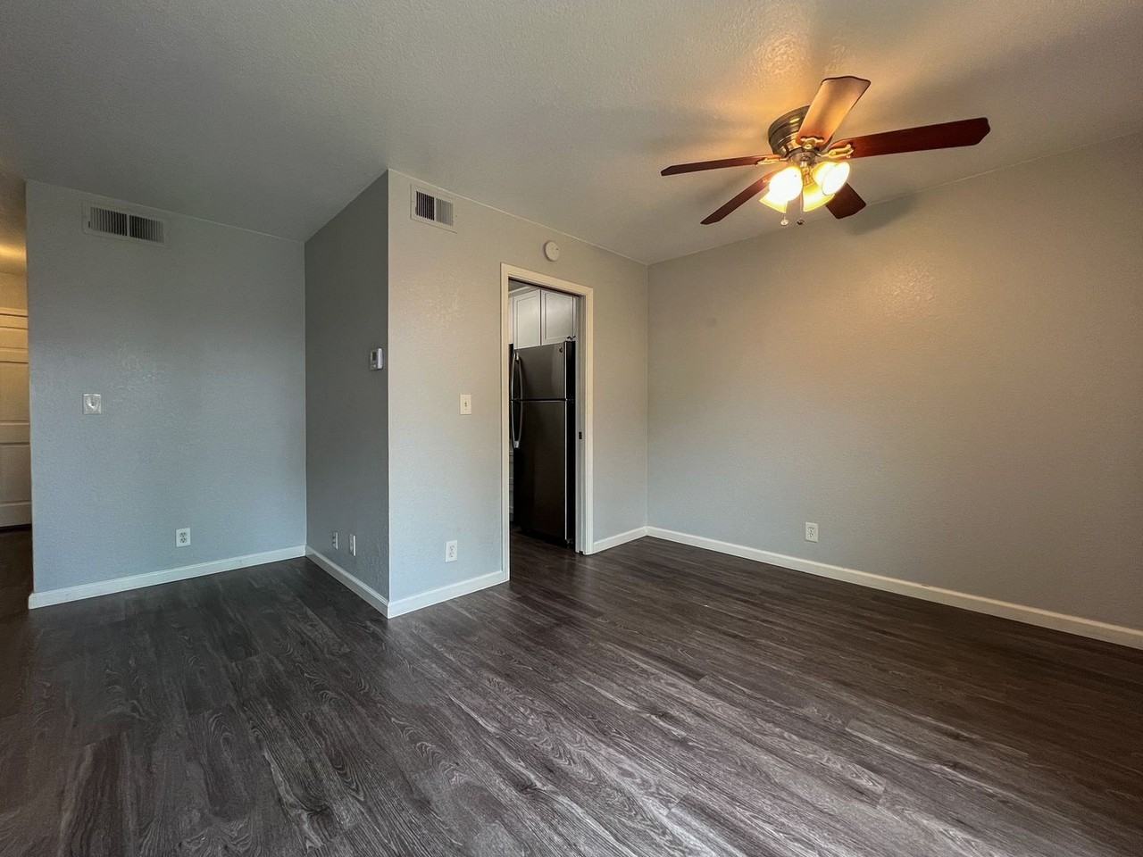 Adobe Creek Apartments - Photo 7 of 37