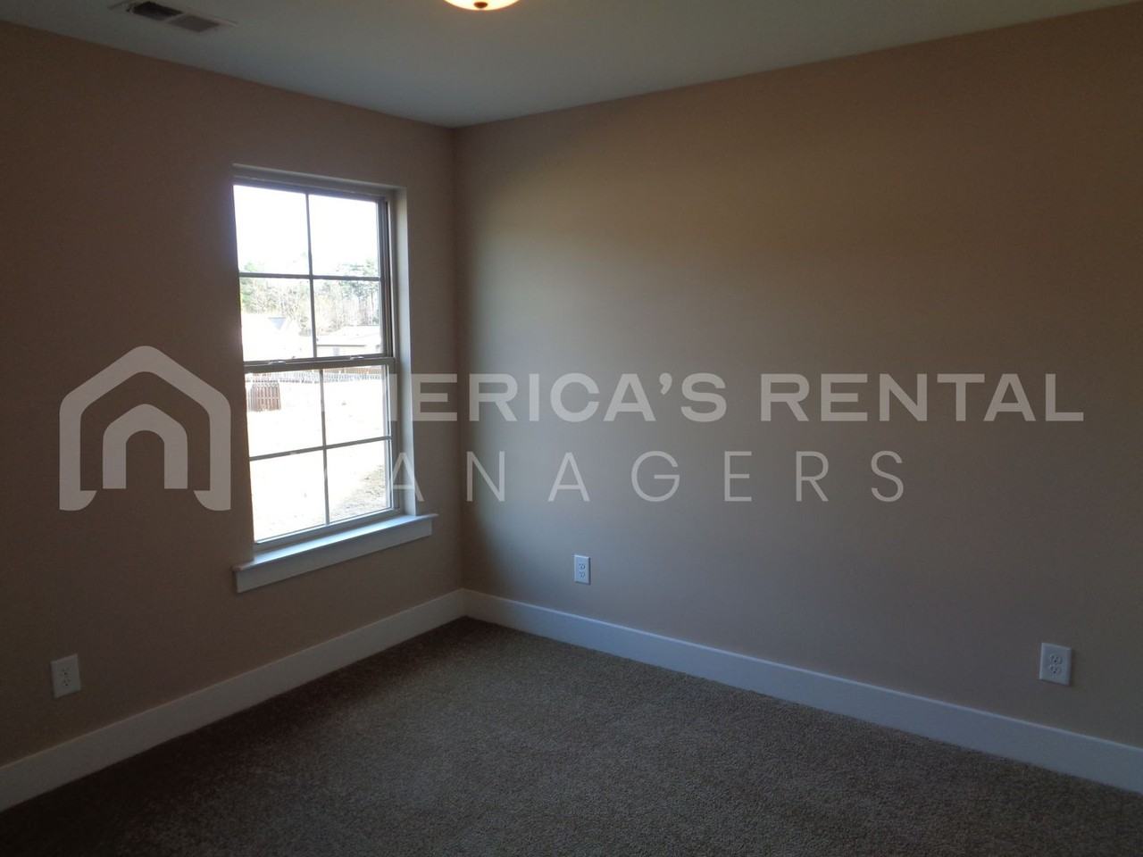 4387 Ridgemont Cir - Photo 7 of 18