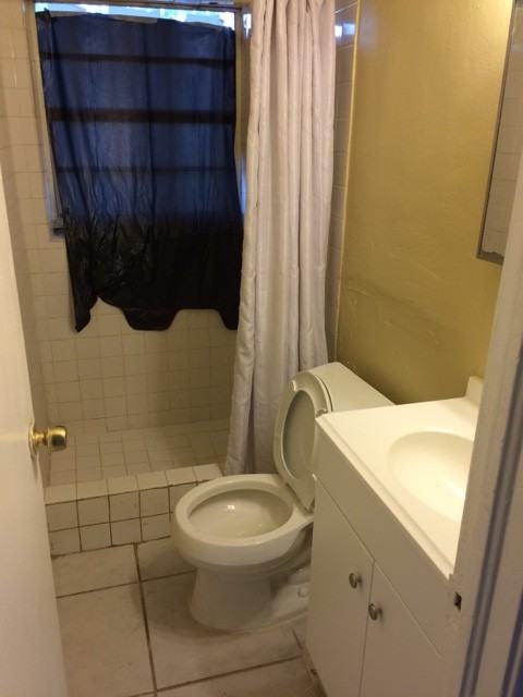 805 Nw 15th Ave - Photo 5 of 10