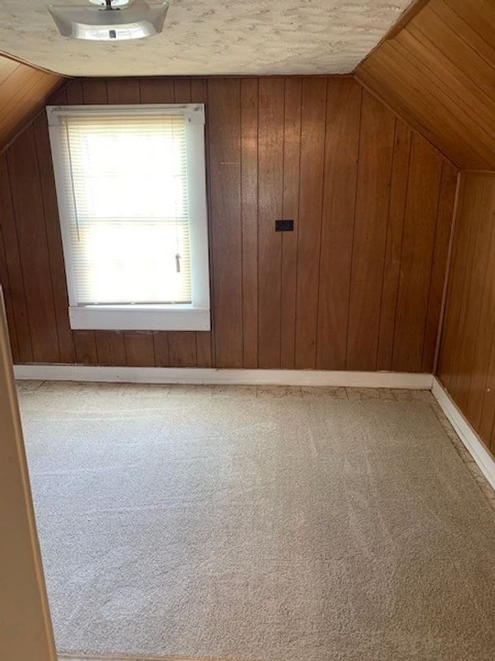 1019 Brentwood Ave - Photo 6 of 8