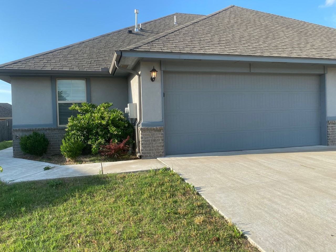 11207 Nw 114th St - Photo 2 of 29